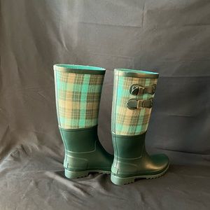 UGG Green Rainboot NWT